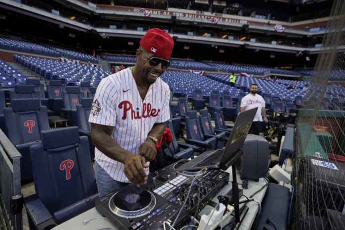 Phillies hire DJs for live show during World Series BP
